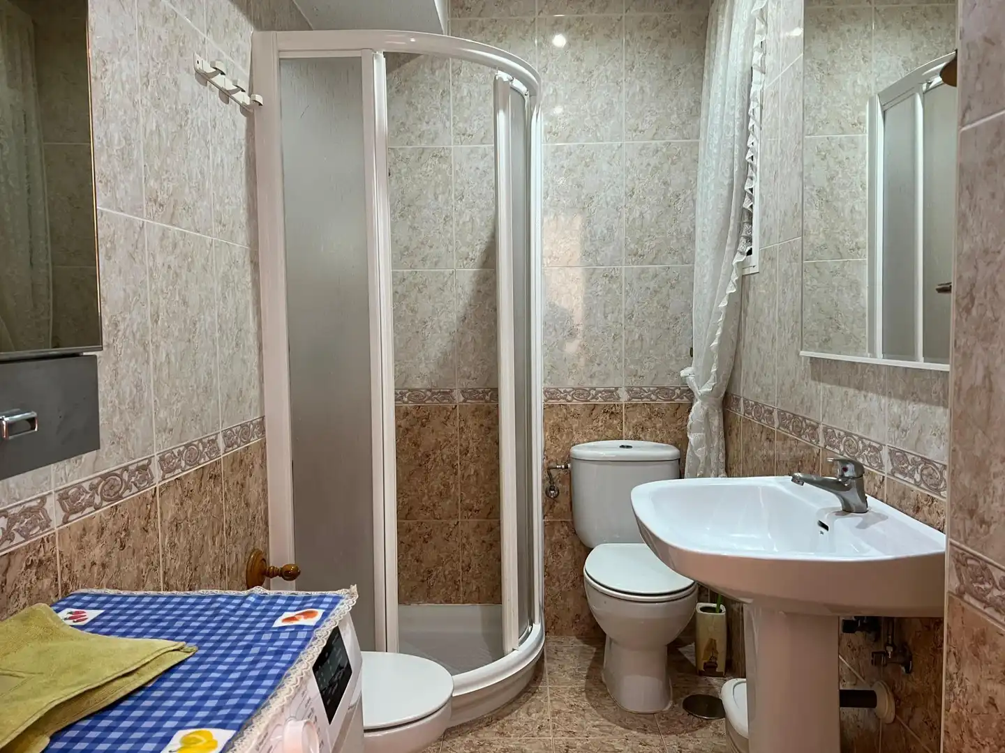 Baño de Piso en venta en Benidorm con Aire acondicionado, Terraza y Amueblado