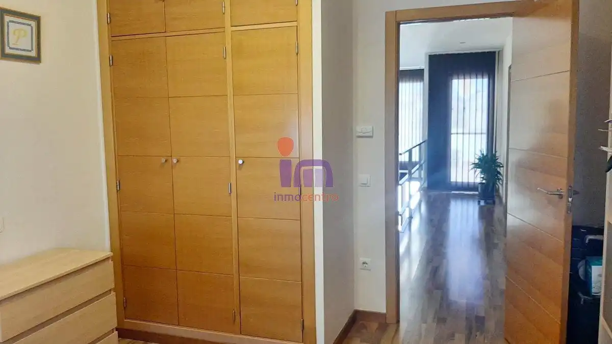 Habitación de Casa o chalet en venta en Valdepeñas con Aire acondicionado, Calefacción y Jardín privado