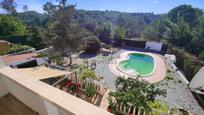 Jardí de Casa o xalet en venda en Esparreguera amb Aire condicionat, Terrassa i Piscina