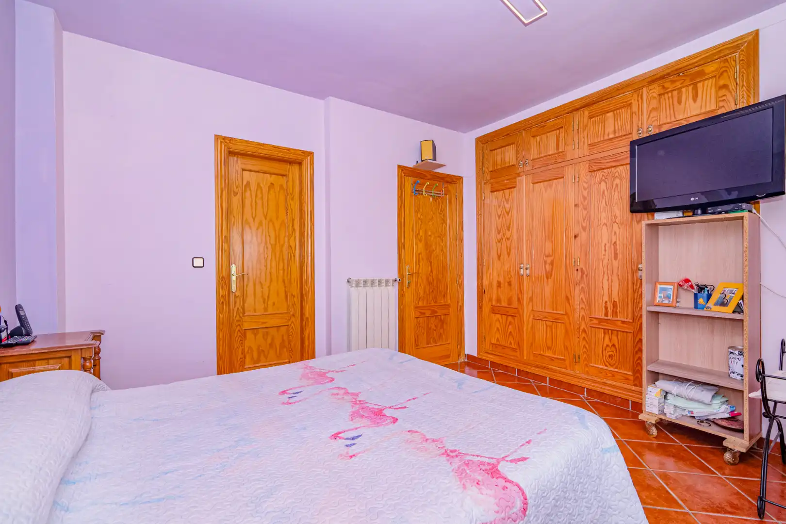 Habitación de Casa o chalet en venta en La Zubia con Aire acondicionado, Calefacción y Jardín privado