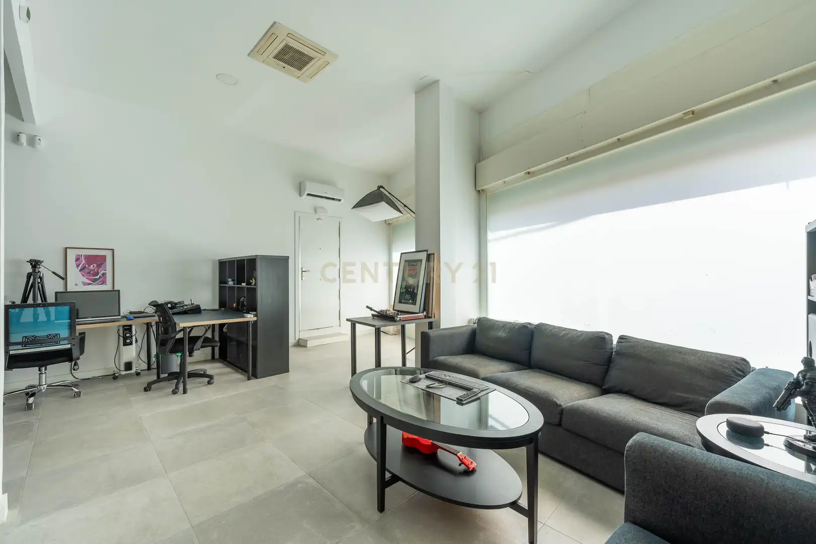 Sala de estar de Local en venta en Madrid con Internet