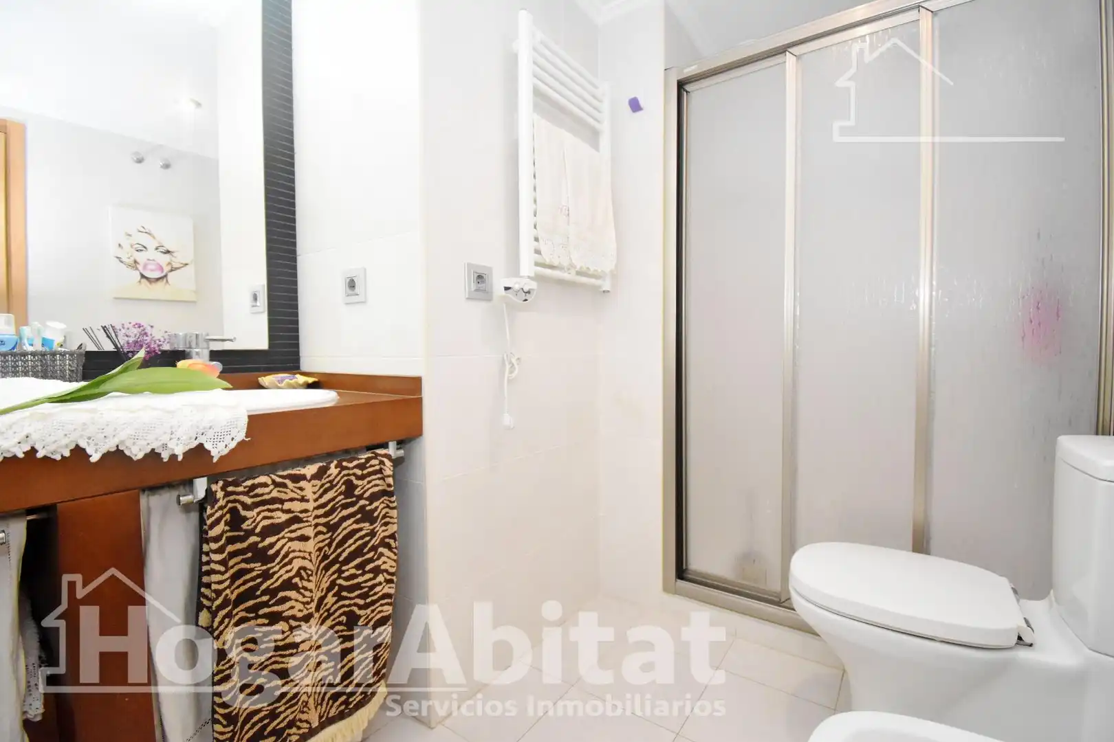 Bathroom of Detached homes for sale in Castellón de la Plana / Castelló de la Plana  with Air Conditioner, Terrace and Balcony