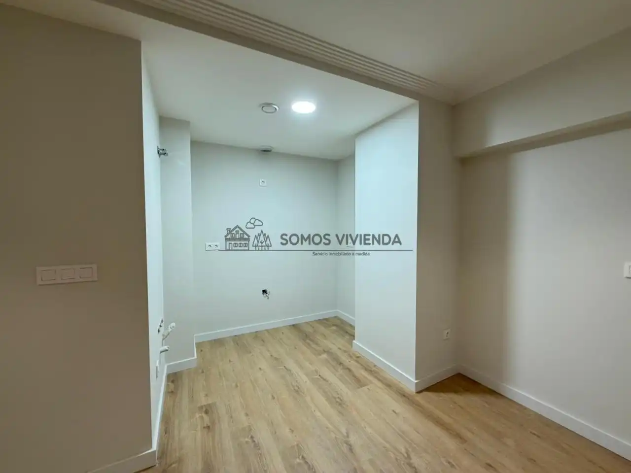 Apartamento de alquiler en Ourense Capital  con Calefacción y Balcón