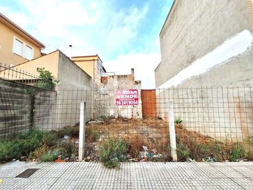Wohnbaugrundstück zum Verkauf in La Pobla Llarga