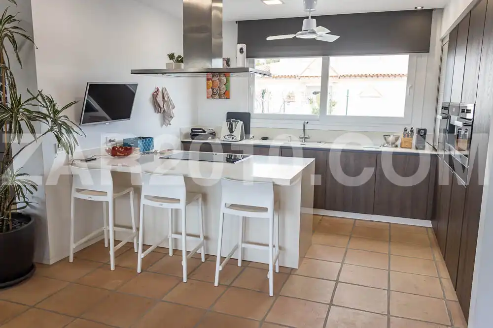 Cuina de Casa o xalet en venda en Cuevas del Almanzora amb Calefacció, Jardí privat i Terrassa