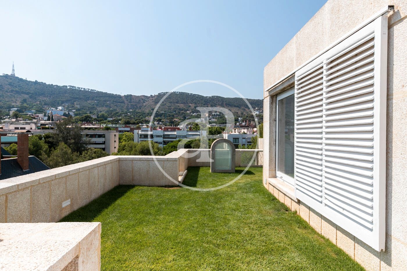 Terrace of Attic for sale in  Barcelona Capital  with Air Conditioner, Heating and Private garden