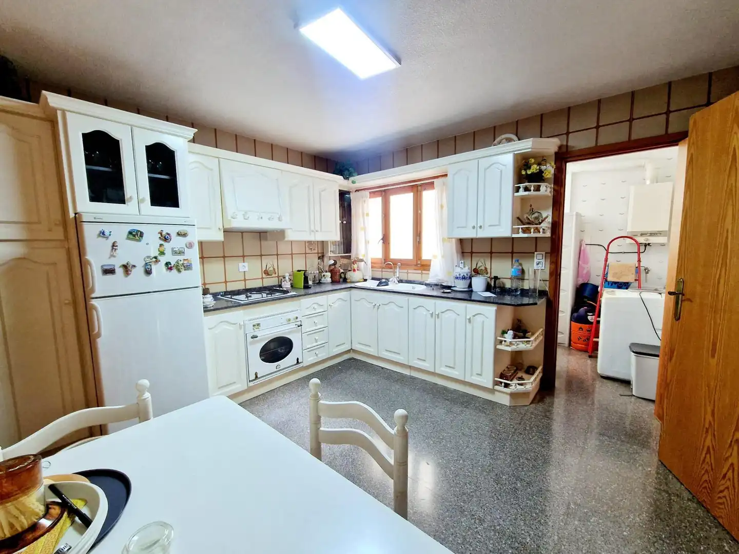 Cocina de Piso en venta en Águilas con Jardín privado, Terraza y Amueblado