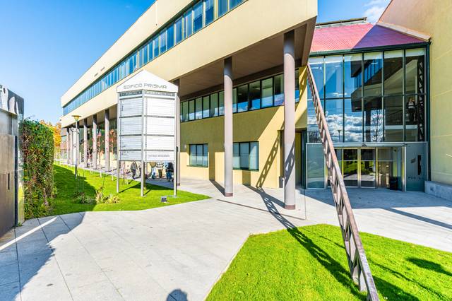 Oficina en Venta en El Caño - Maracaibo