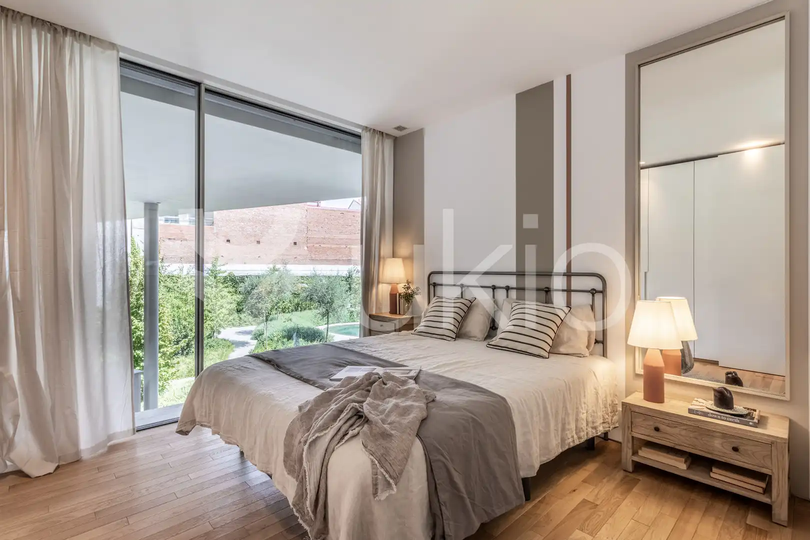 Habitación de Apartamento de alquiler en Madrid con Aire acondicionado, Amueblado y Horno