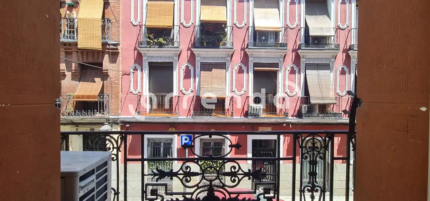 Außenansicht von Wohnung zur Miete in Madrid mit Klimaanlage und Möbliert