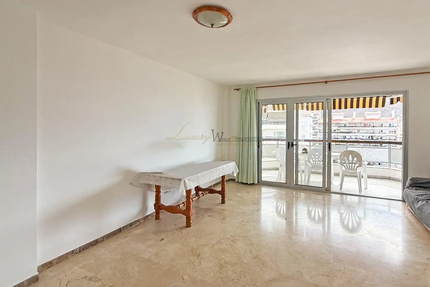 Apartamento en venta en Arona con Terraza y Piscina comunitaria