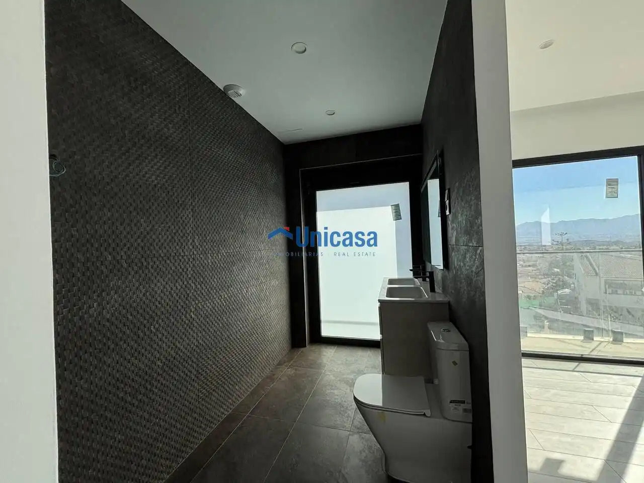 Bathroom of Detached homes for sale in Puerto de la Torre - Atabal