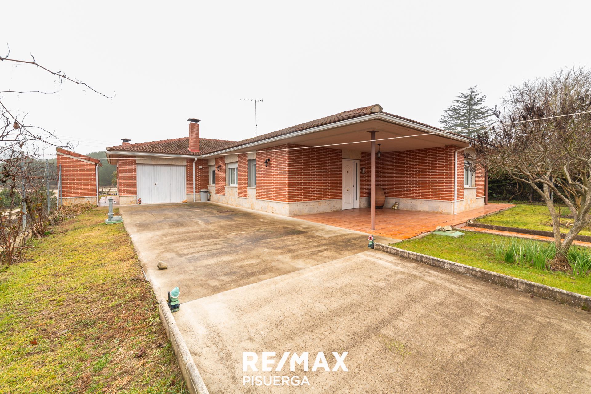 Exterior view of House or chalet for sale in Villanueva de Duero  with Heating, Private garden and Terrace