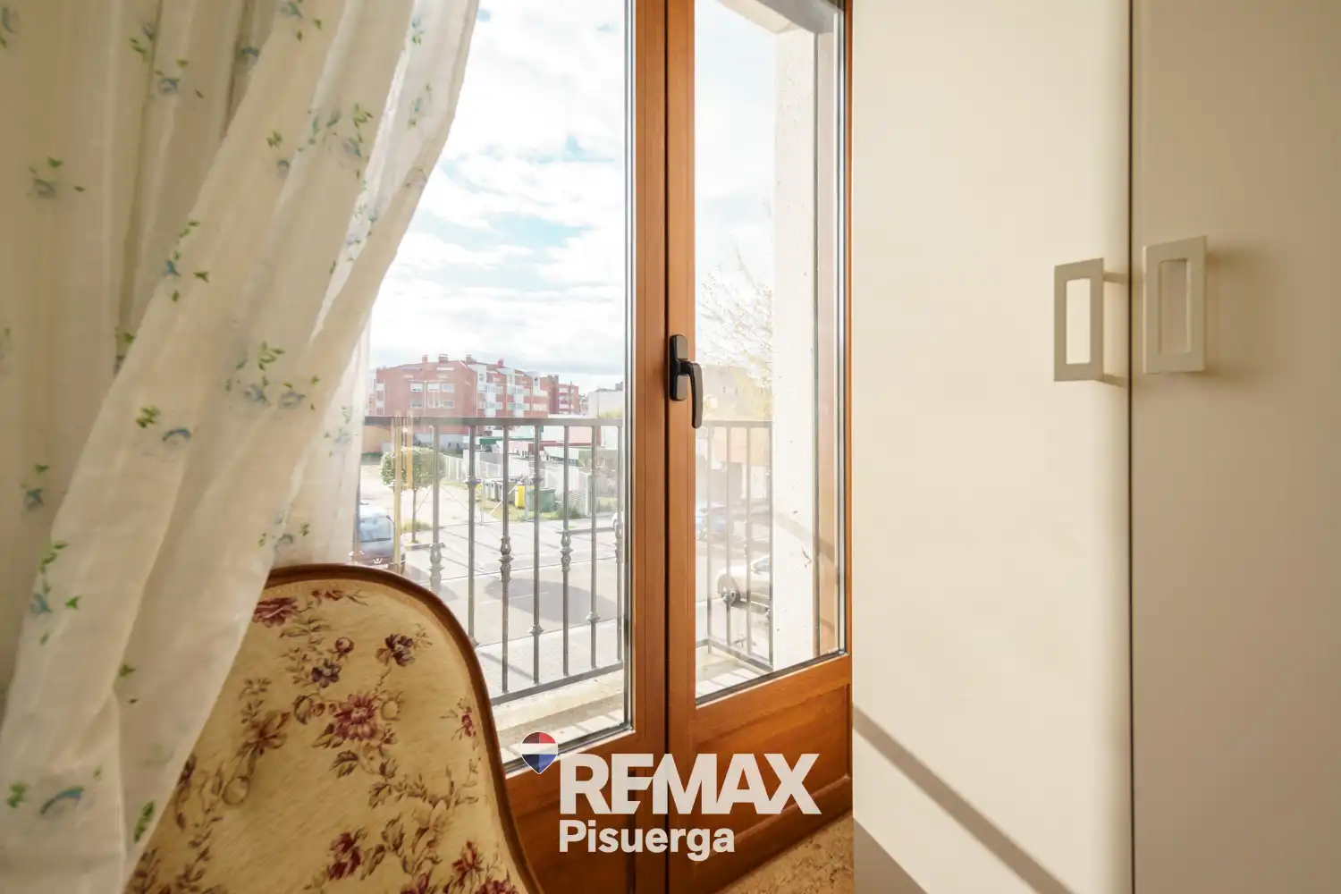Terraza de Casa o chalet en venta en Laguna de Duero con Aire acondicionado, Calefacción y Jardín privado