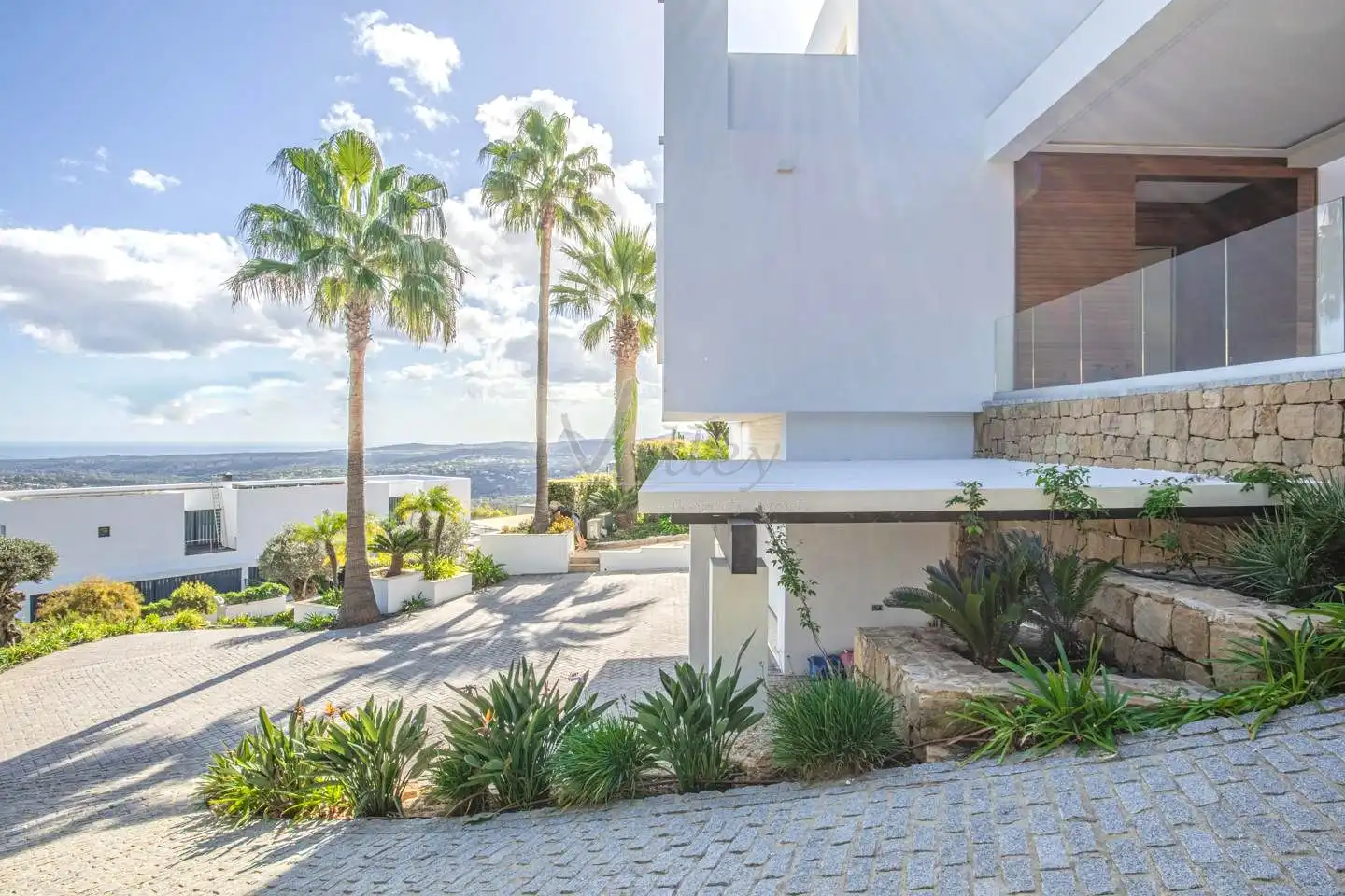 Vista exterior de Casa o chalet de alquiler en Sotogrande con Aire acondicionado, Jardín privado y Terraza