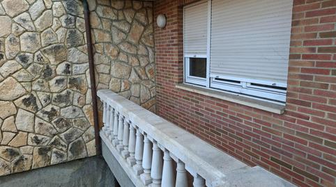 Foto 5 de Casa adosada en venda a  Amapolas, 197, Somió, Asturias