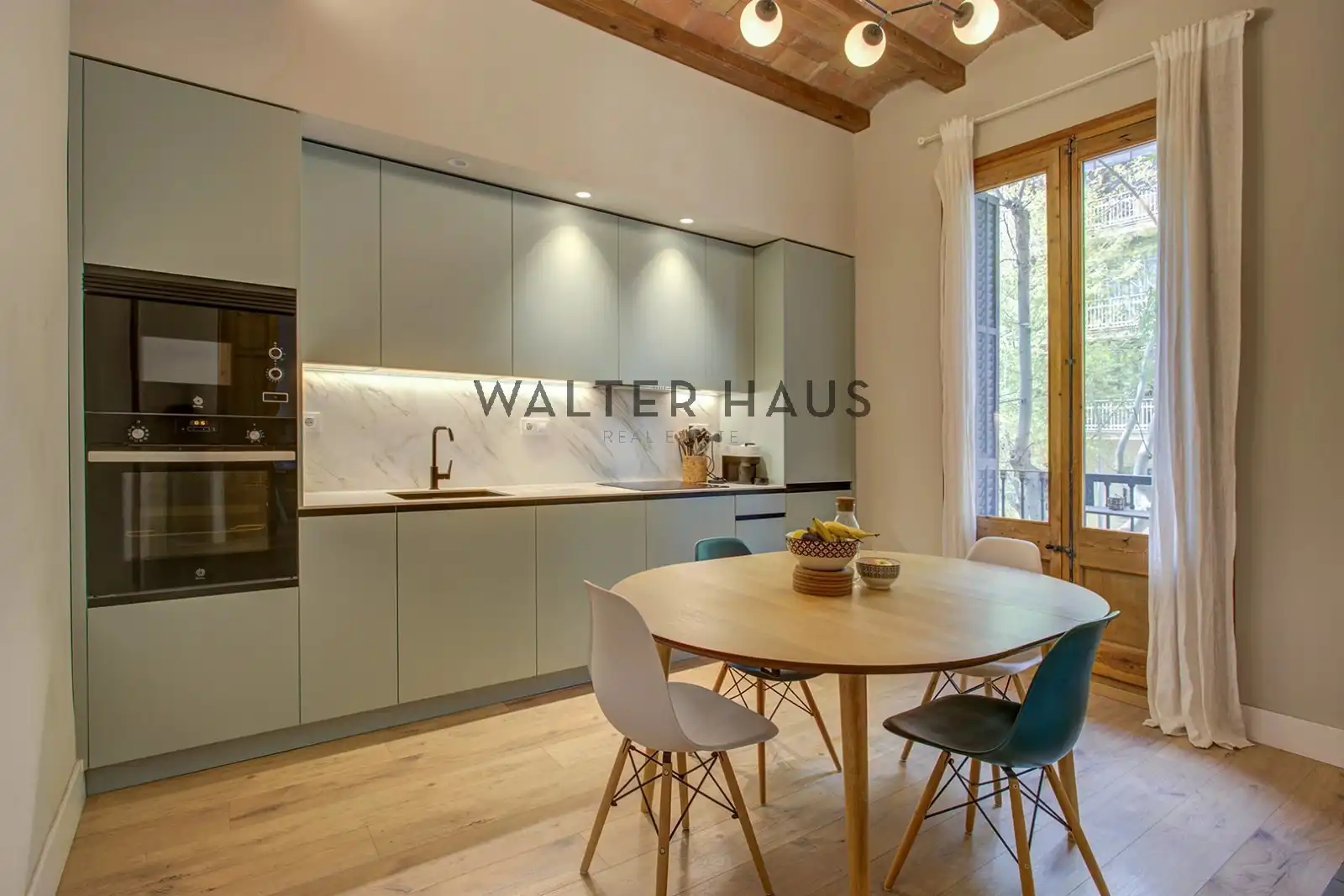 Appartamento con terrazza in vendita a Carrer de Roger de Flor, imagen 3