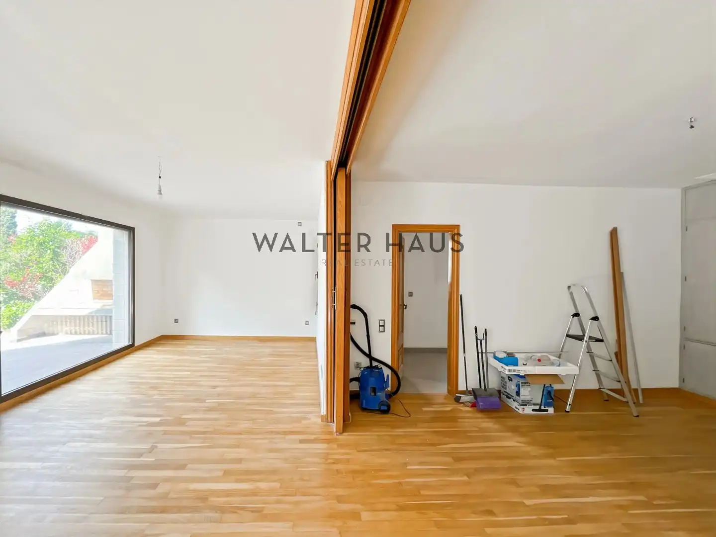 Houses for rent in Carrer d'Àngel Guimerà, L'Eixample