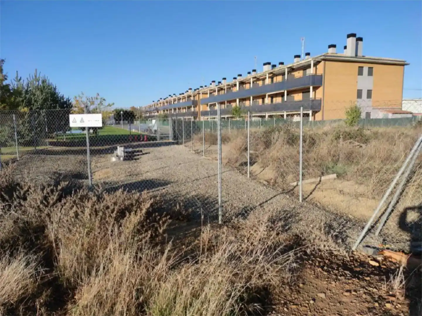 Vista exterior de Terreno en venta en San Torcuato