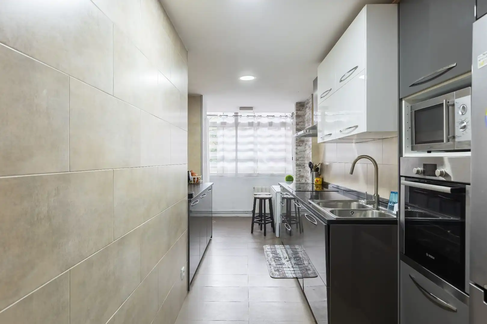 Kitchen of Flat for sale in Can Borrell