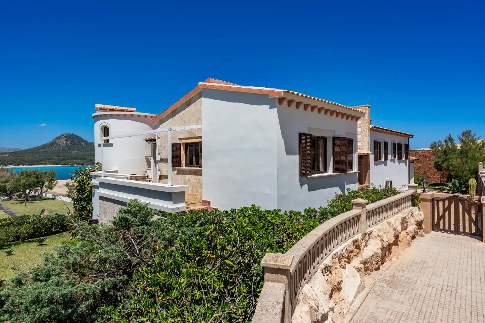 Vista exterior de Finca rústica en venda en Capdepera amb Calefacció i Terrassa