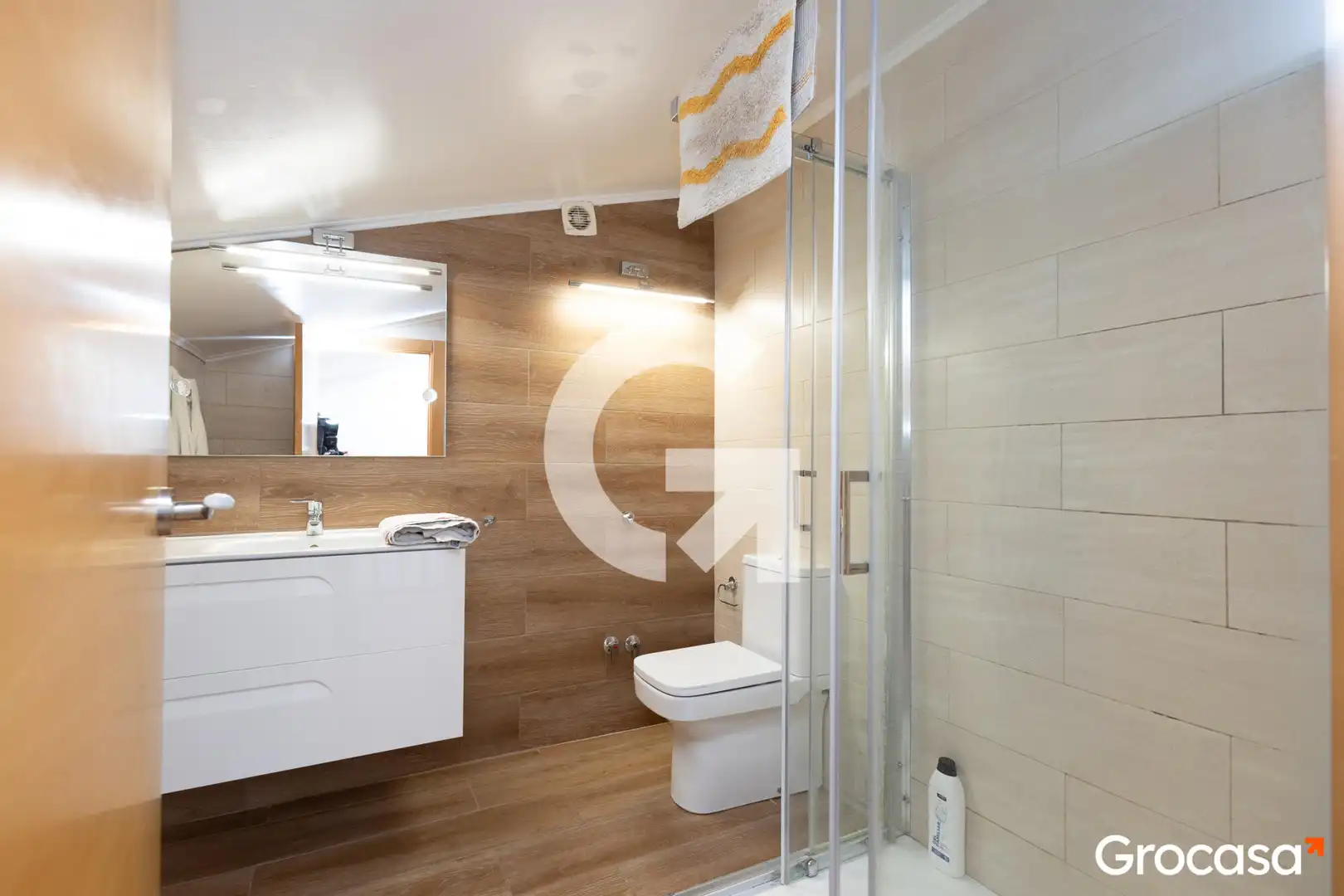Bathroom of Detached homes for sale in Mataró  with Air Conditioner, Heating and Private garden