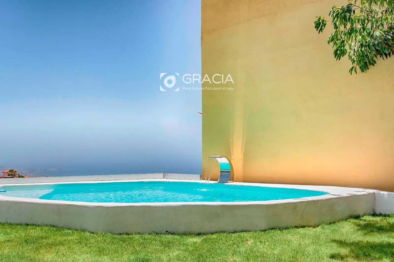Piscina de Casa adosada en venda en Adeje amb Jardí privat, Terrassa i Traster