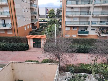 Exterior view of Apartment for sale in Gandia  with Air Conditioner, Furnished and Oven