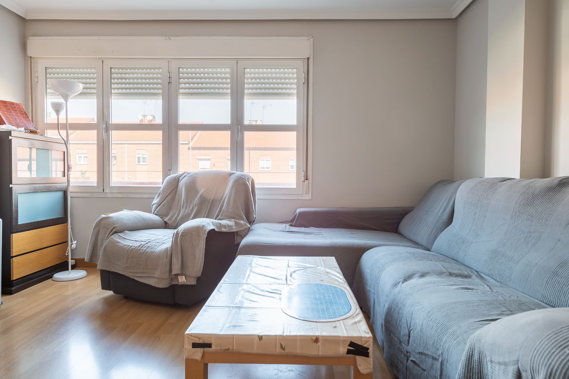 Living room of Flat for sale in San Fernando de Henares  with Air Conditioner, Heating and Storage room