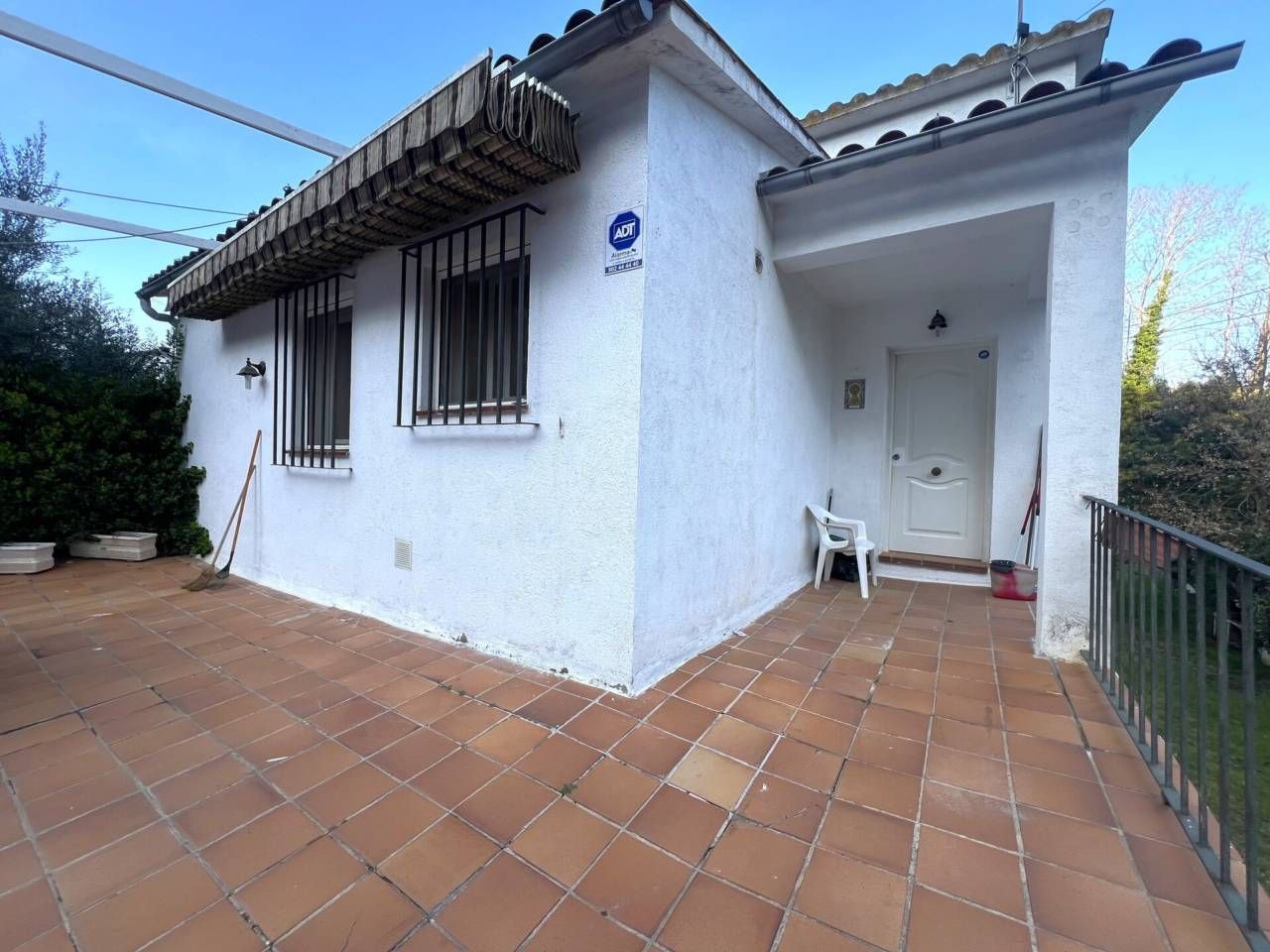 Vista exterior de Casa o xalet en venda en Riells i Viabrea amb Terrassa i Moblat