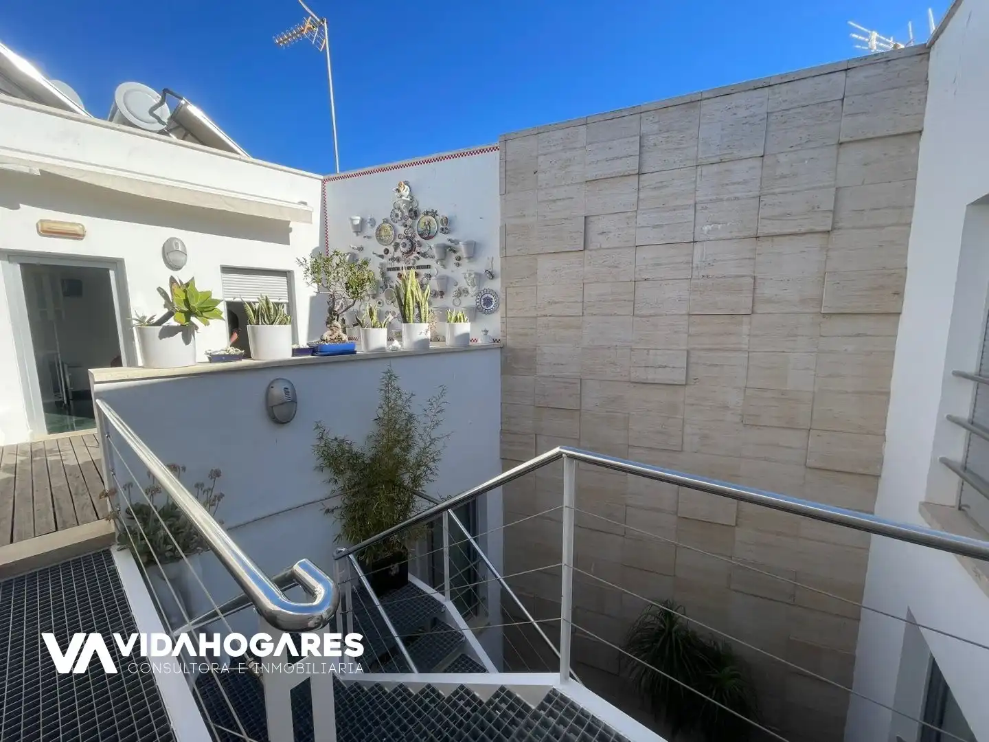 Terraza de Edificio en venta en Rota