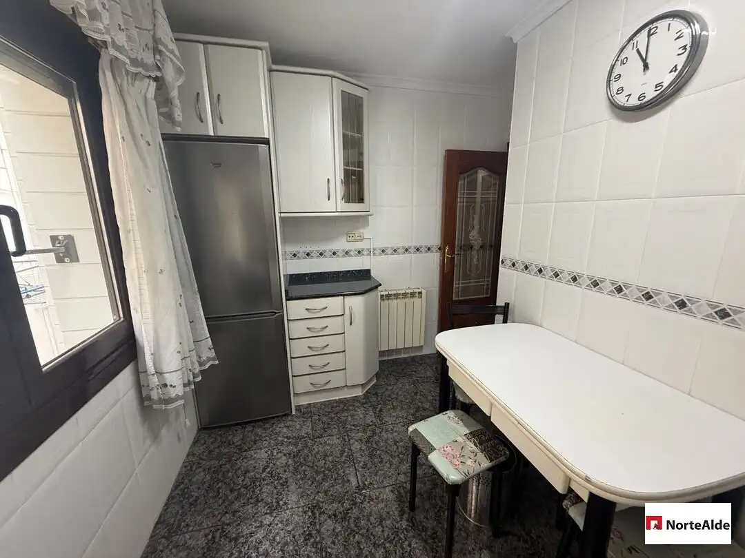Kitchen of Flat for sale in Barakaldo   with Heating