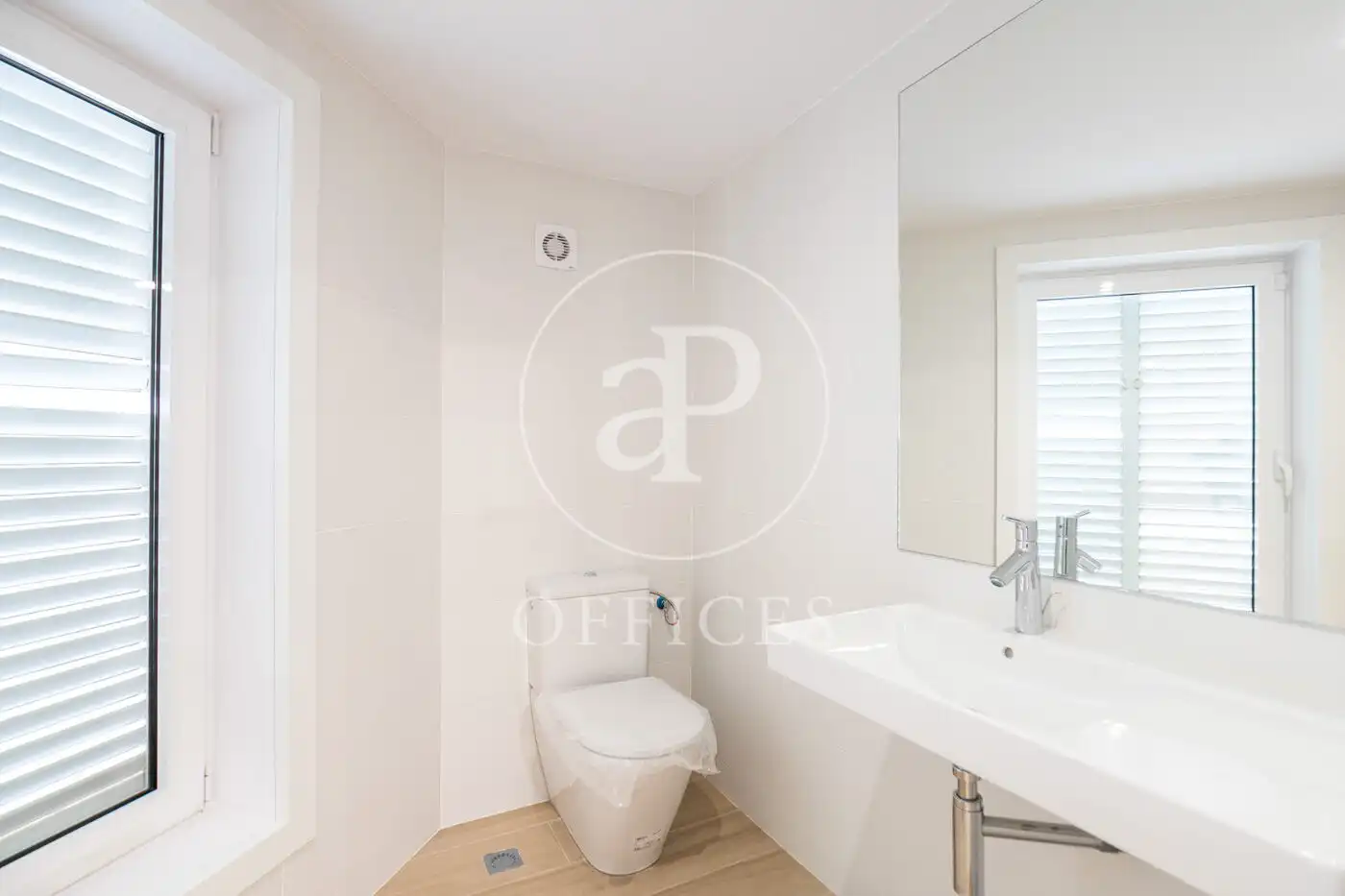 Office space to rent in Carrer de Sant Joan de la Salle, imagen 32
