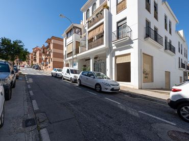 Local comercial en venda a Calle CERRO DE LOS MACHOS