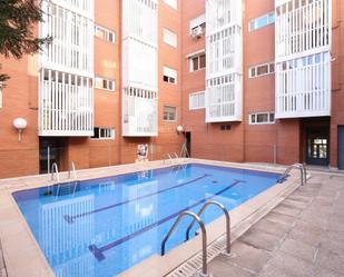 Swimming pool of Flat to rent in  Madrid Capital  with Air Conditioner, Heating and Swimming Pool