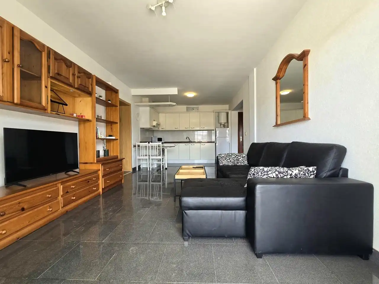 Sala d'estar de Apartament en venda en Mogán amb Terrassa, Moblat i Balcó