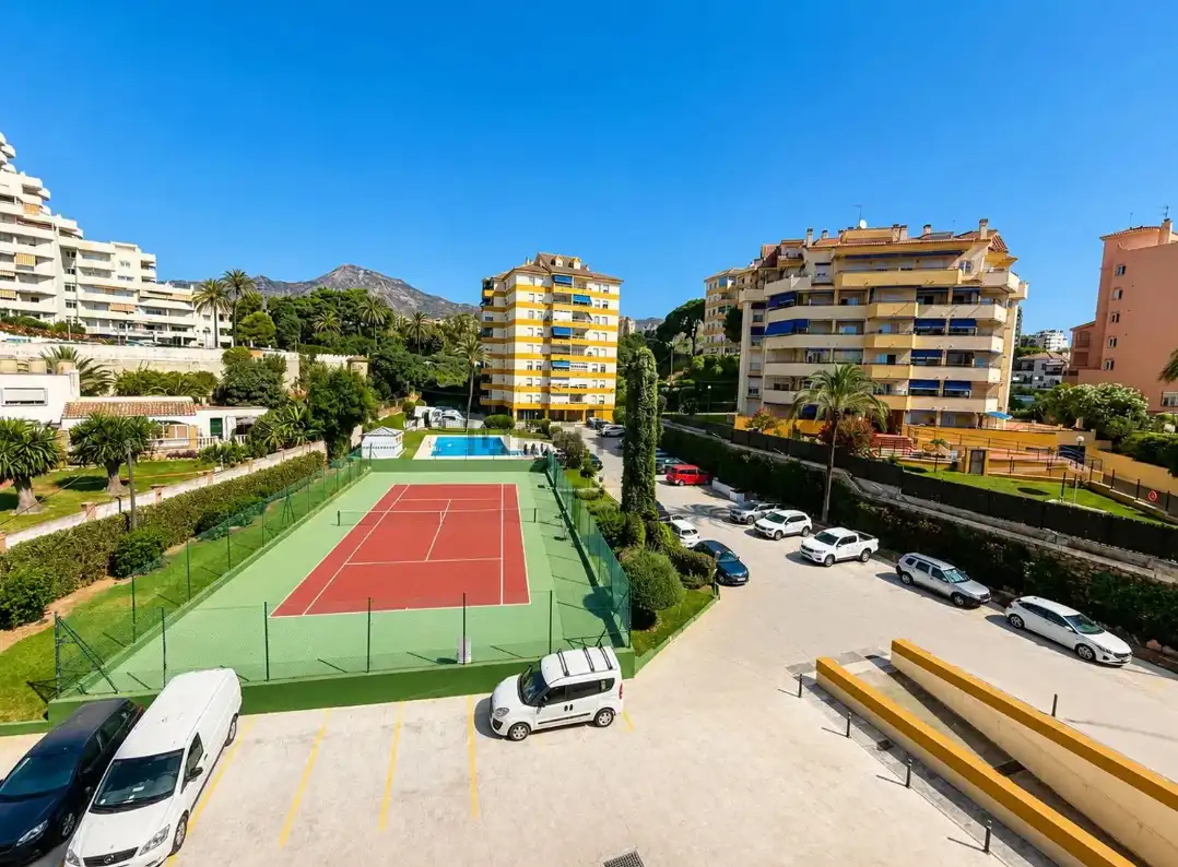 Außenansicht von Wohnung zum Verkauf in Benalmádena mit Möbliert und Gemeinschaftspool