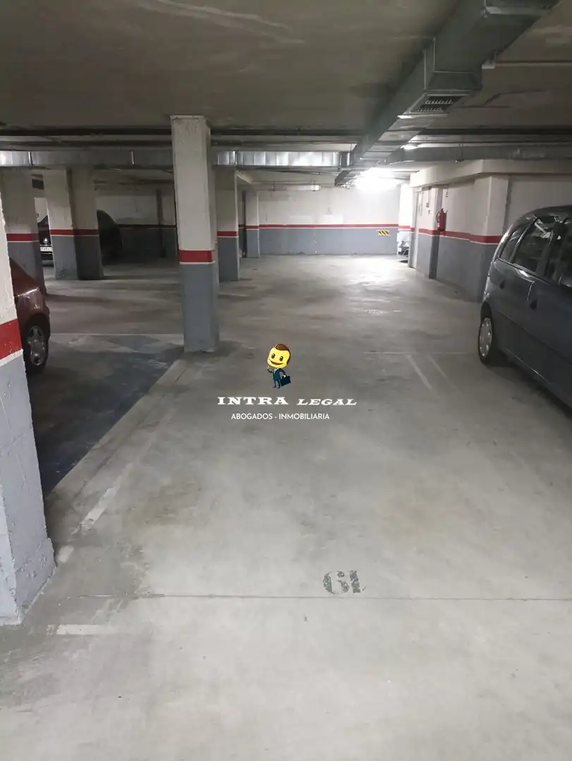 Parkplatz von Garage zum Verkauf in Salamanca