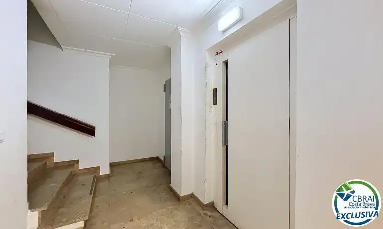 Flat for sale in Roses  with Heating, Terrace and Furnished