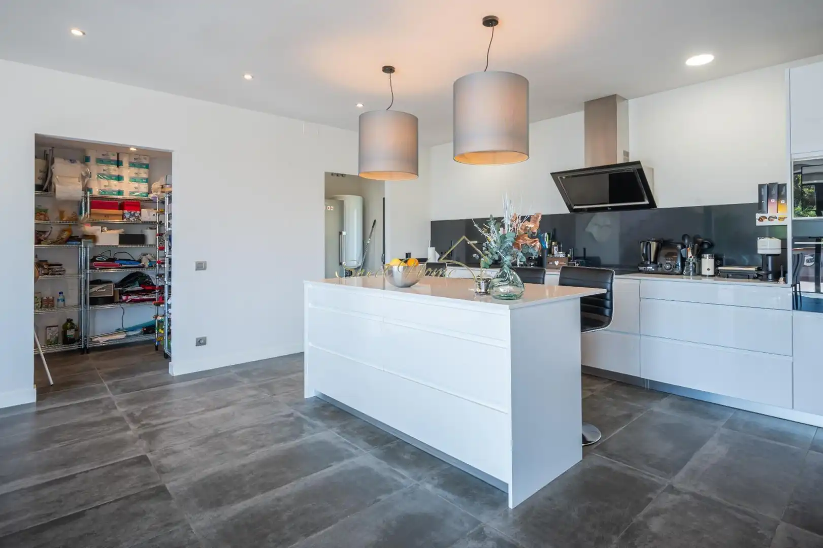 Küche von Haus oder Chalet zum Verkauf in Alella mit Klimaanlage, Heizung und Privatgarten
