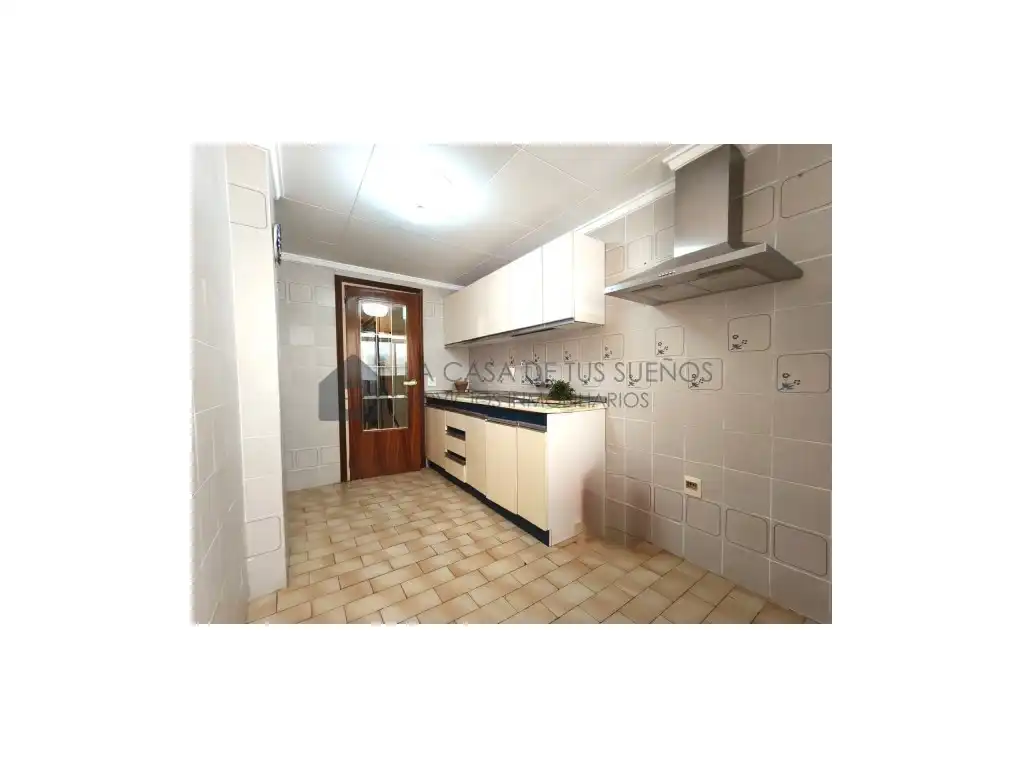 Kitchen of Flat for sale in Sax
