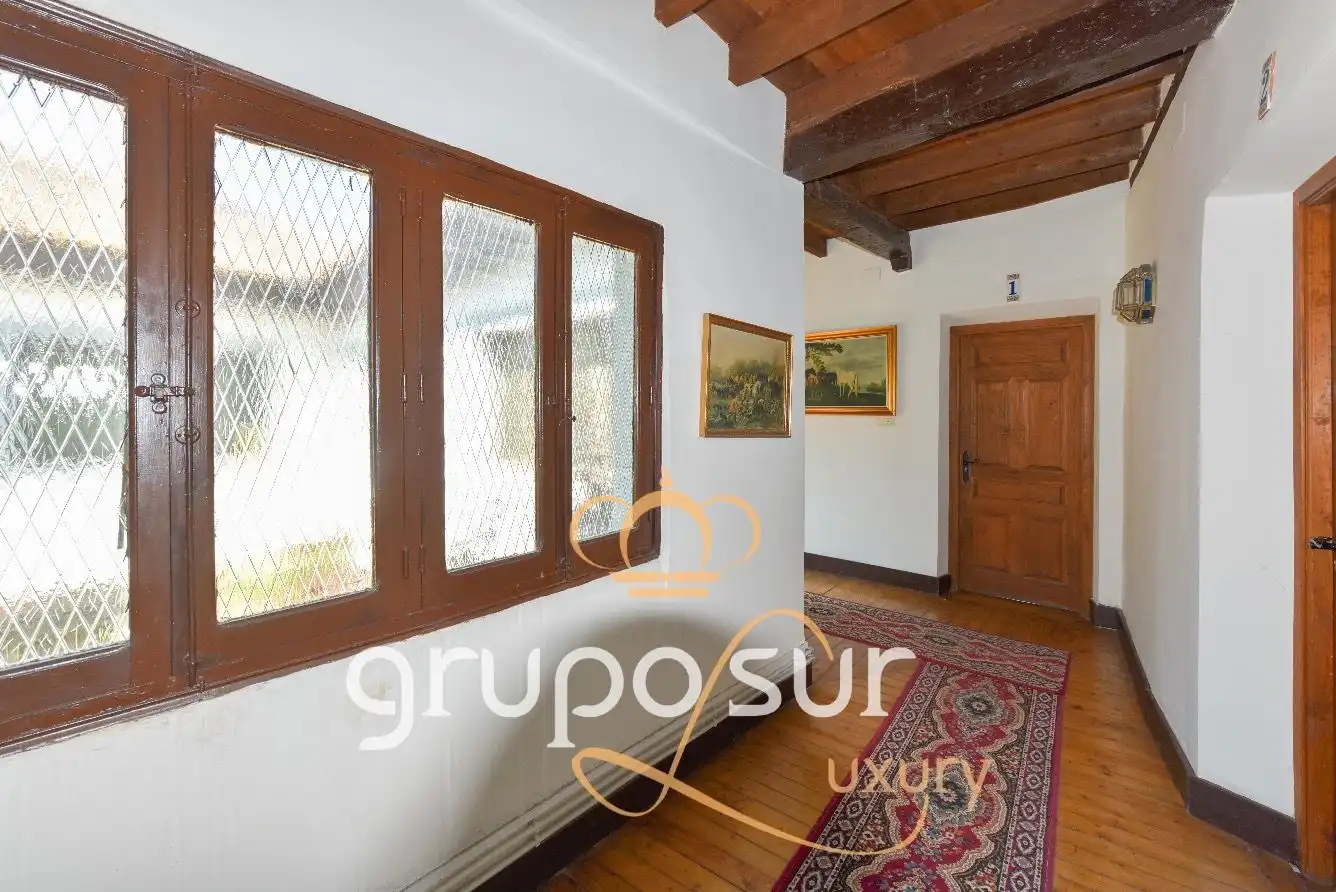 Country homes for sale in Olmedo  with Heating, Private garden and Parquet flooring