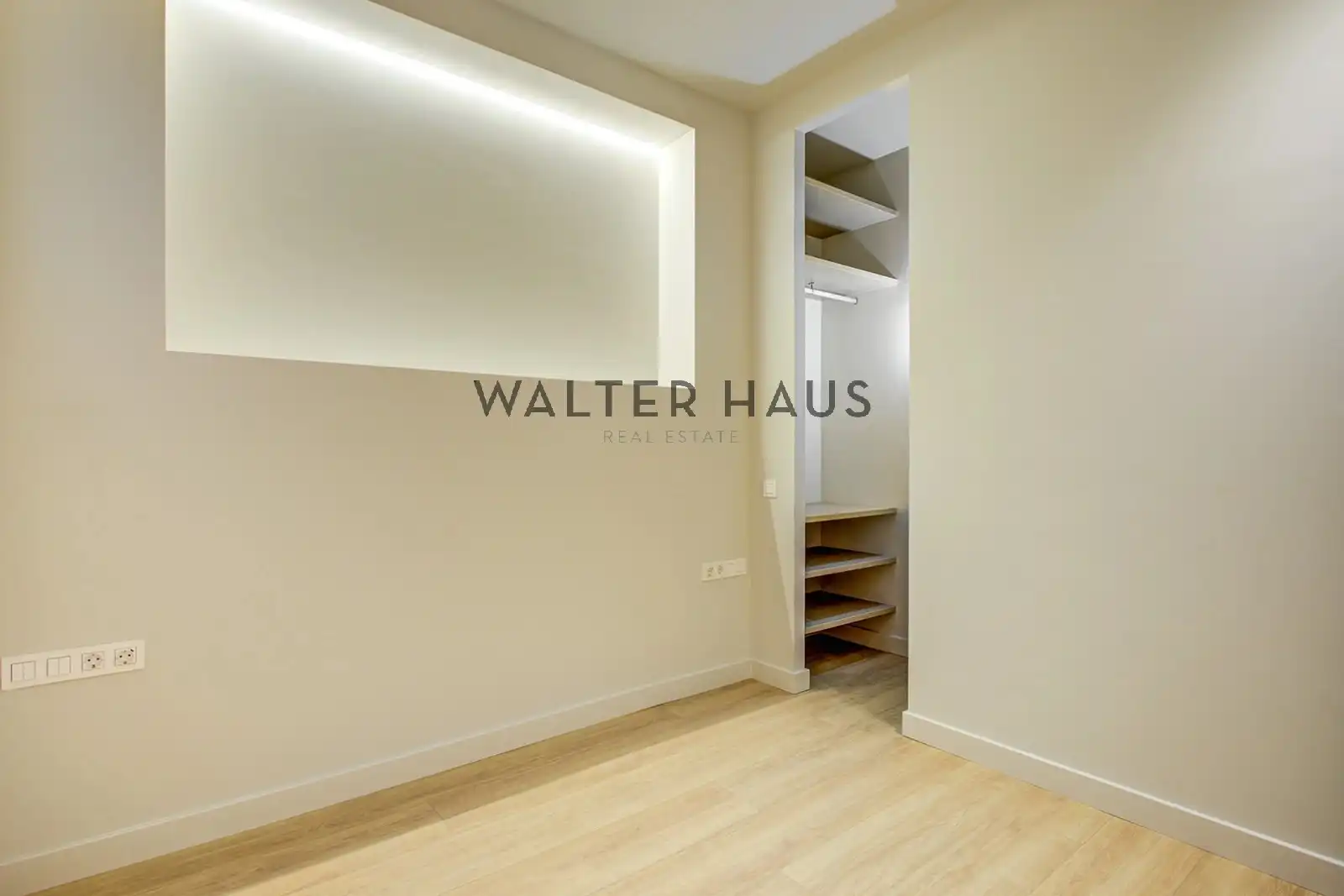 Appartement avec terrasse à vendre à Carrer del Consell de Cent, imagen 25