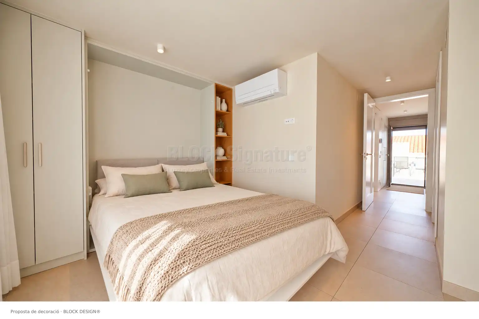 Dormitori de Casa adosada en venda en Mataró amb Aire condicionat, Jardí privat i Parquet