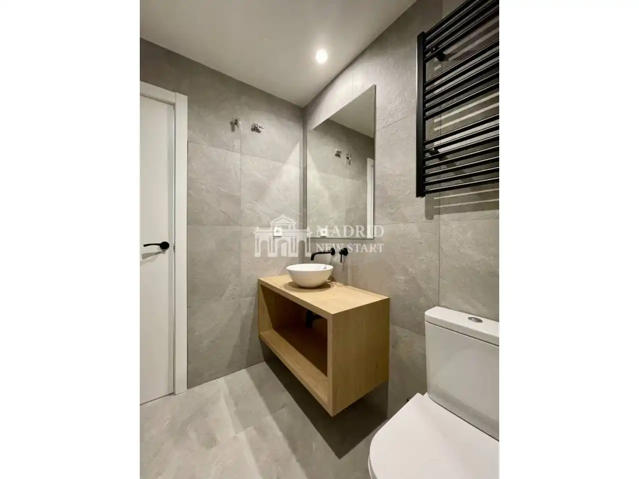 Baño de Loft de alquiler en Madrid con Aire acondicionado, Calefacción y Amueblado