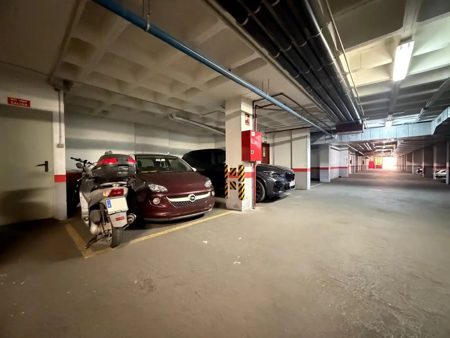 Parking de Piso en venta en Alicante / Alacant con Aire acondicionado y Piscina comunitaria