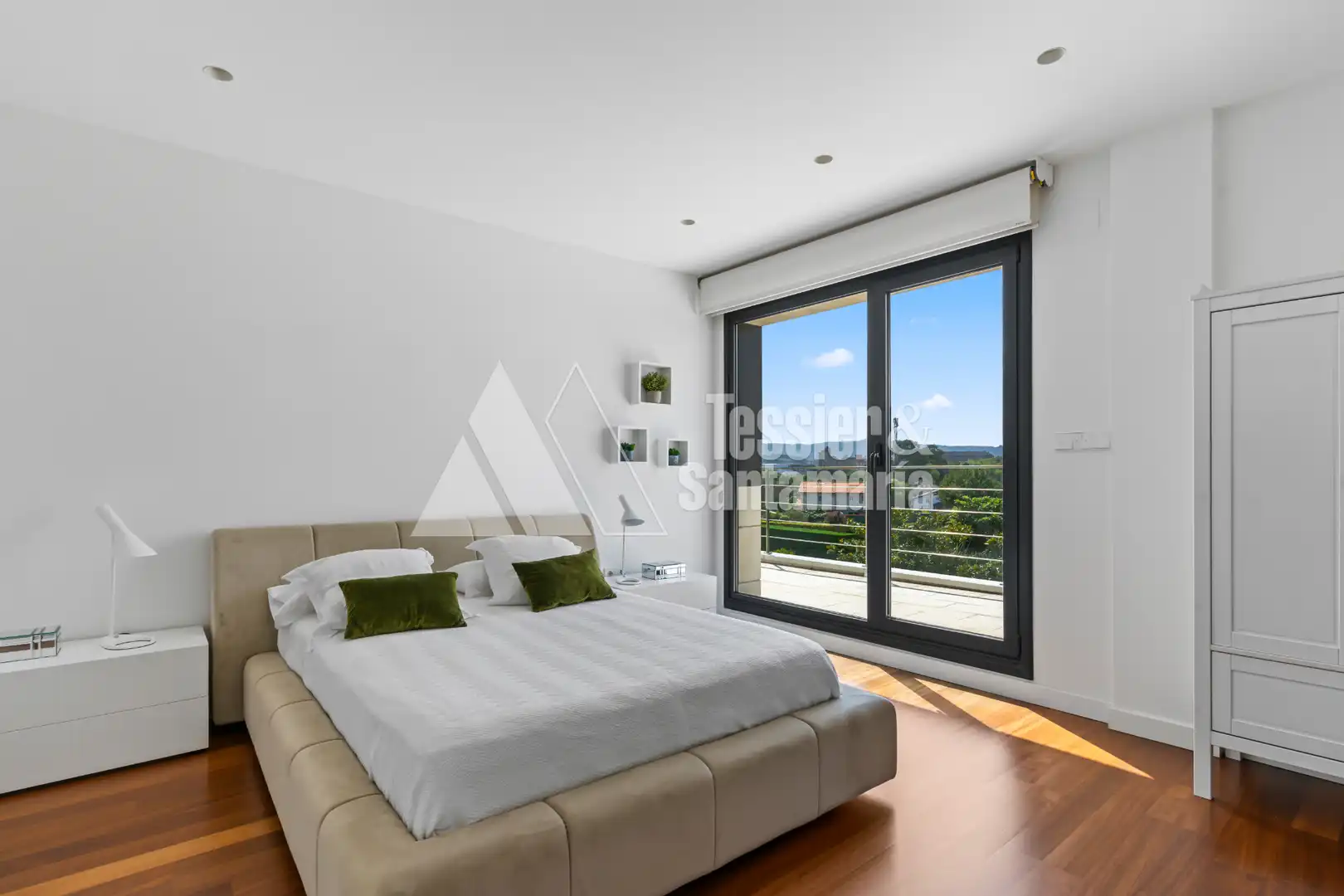 Habitación de Casa o chalet en venta en Gijón  con Calefacción, Jardín privado y Terraza