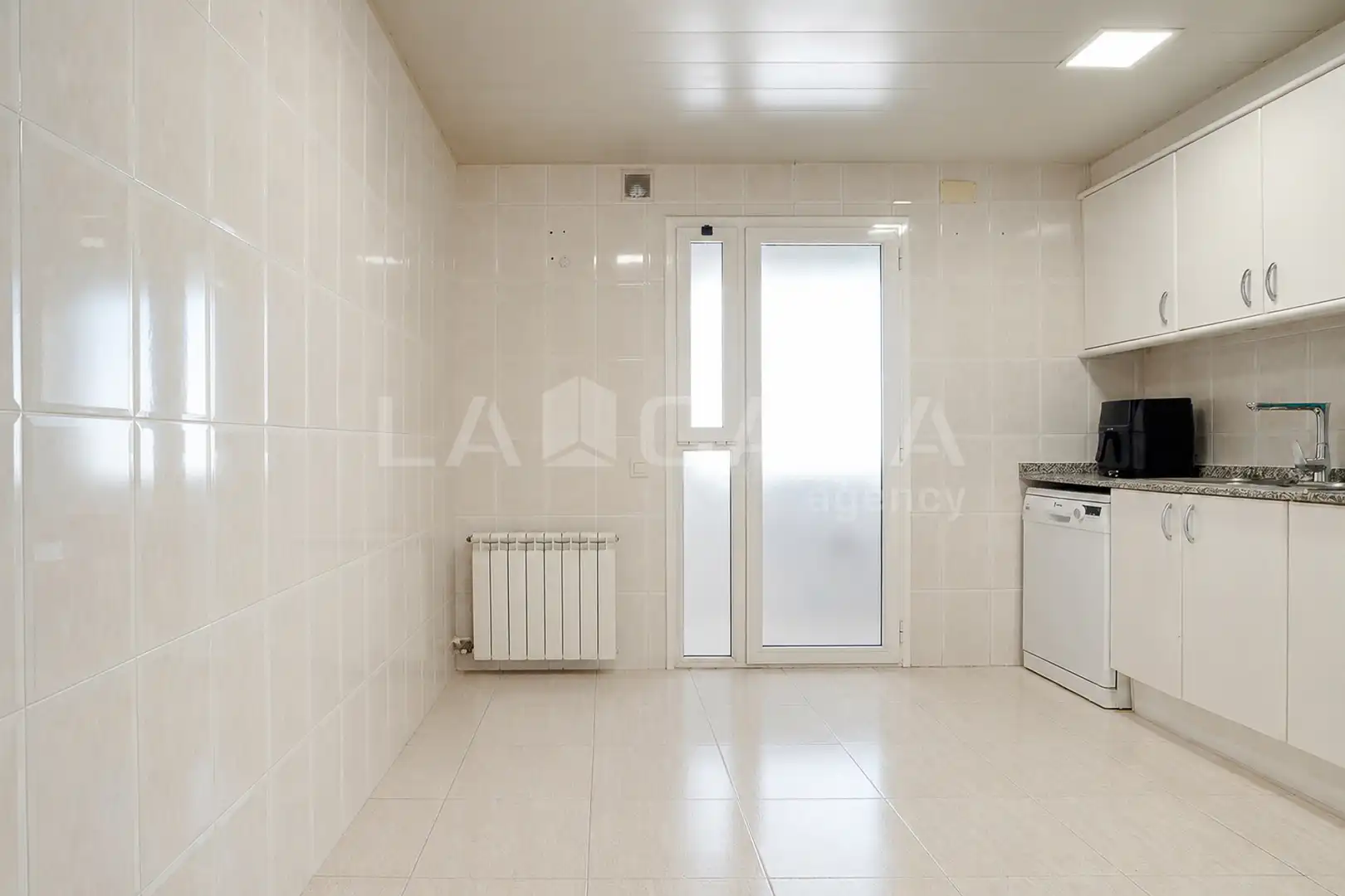 Küche von Wohnung zum Verkauf in Mollet del Vallès mit Klimaanlage, Heizung und Balkon