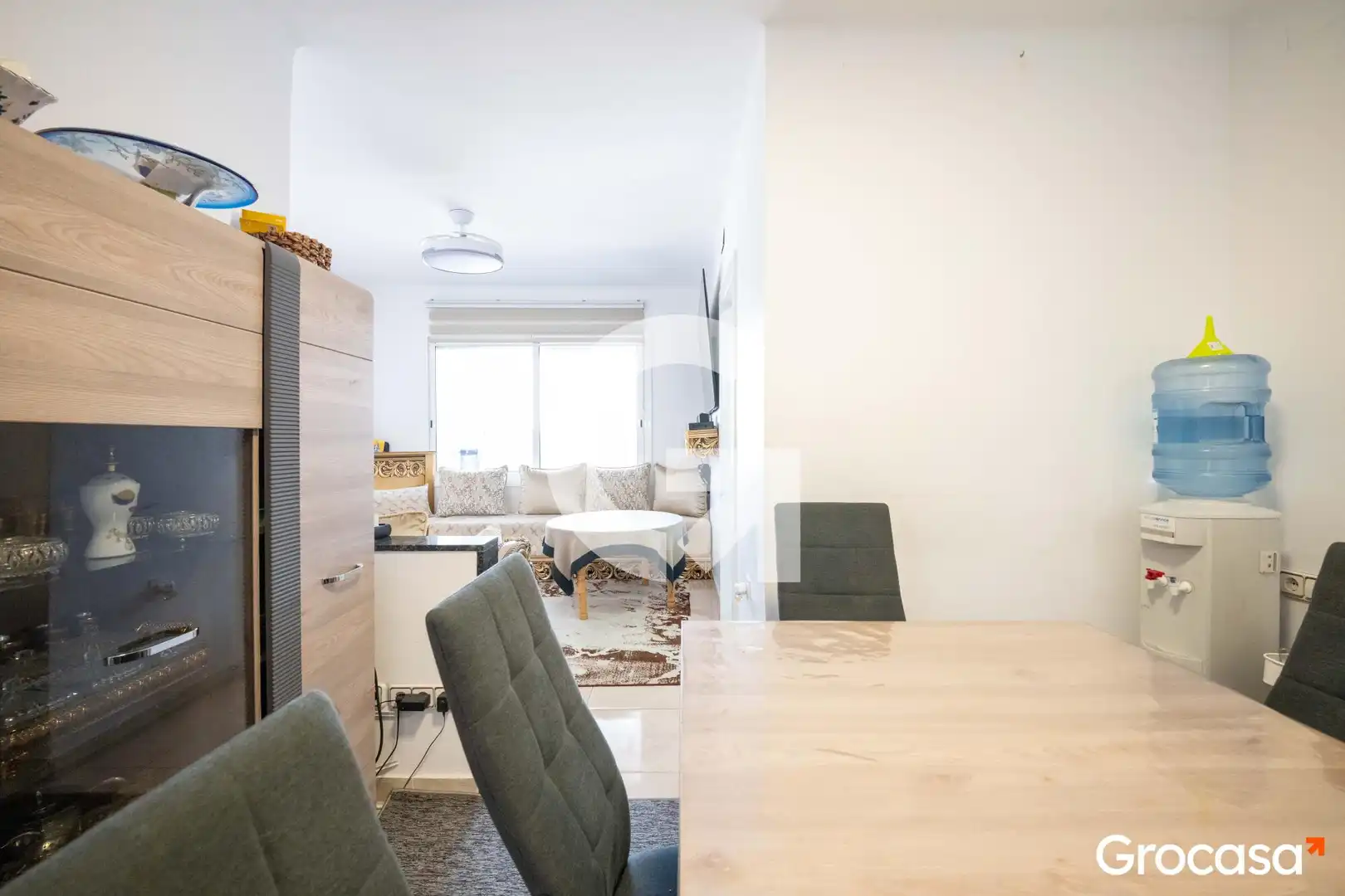 Comedor de Piso en venta en Mataró con Horno, Lavadora y TV
