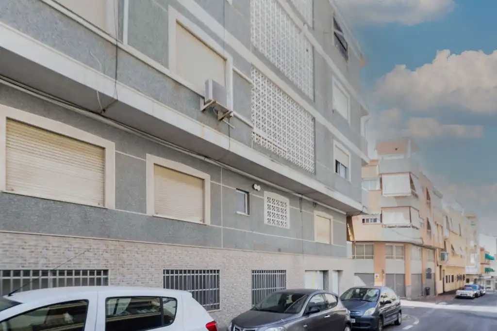Vista exterior de Pis en venda en Santa Pola